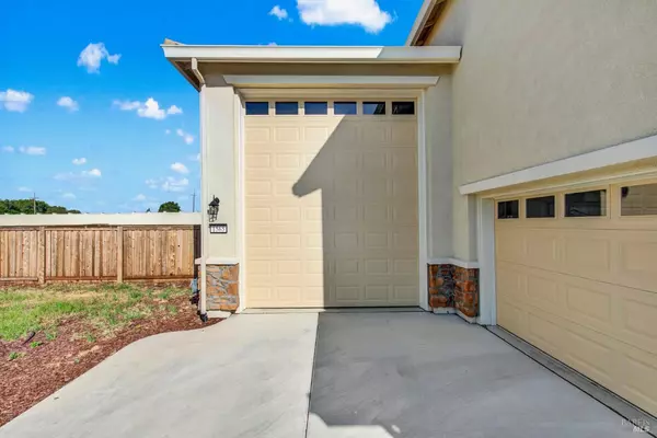 Dixon, CA 95620,1565 Halsey CT