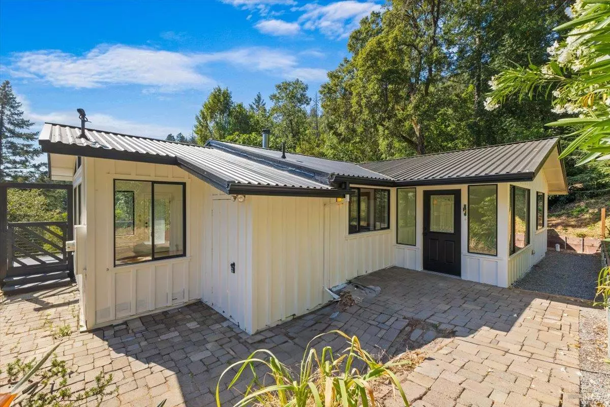 Ukiah, CA 95482,665 Spanish Canyon DR