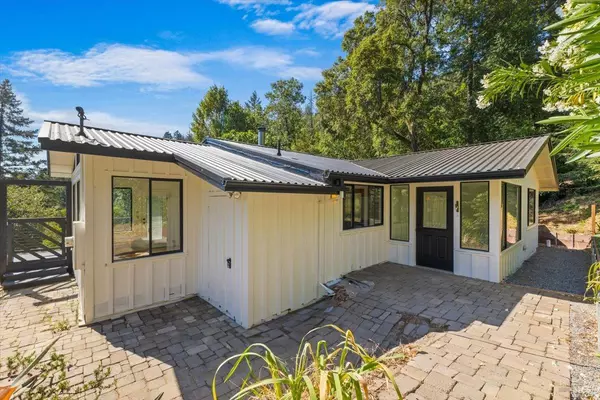 665 Spanish Canyon DR, Ukiah, CA 95482