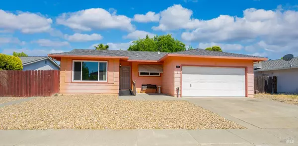 155 Midvale DR, Vacaville, CA 95687