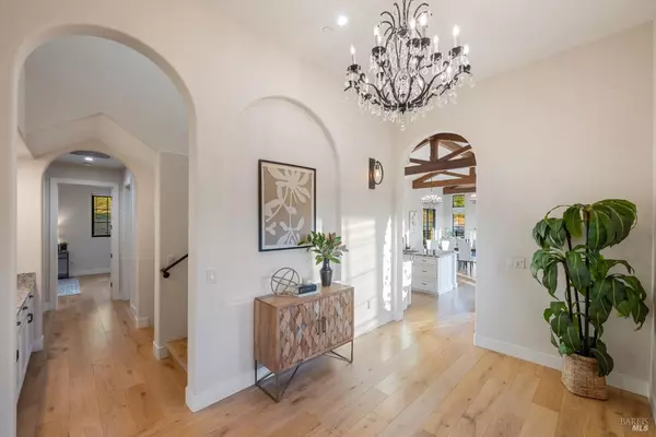 Calistoga, CA 94515,4018 Silverado TRL