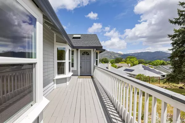 Santa Rosa, CA 95409,405 Crestridge PL