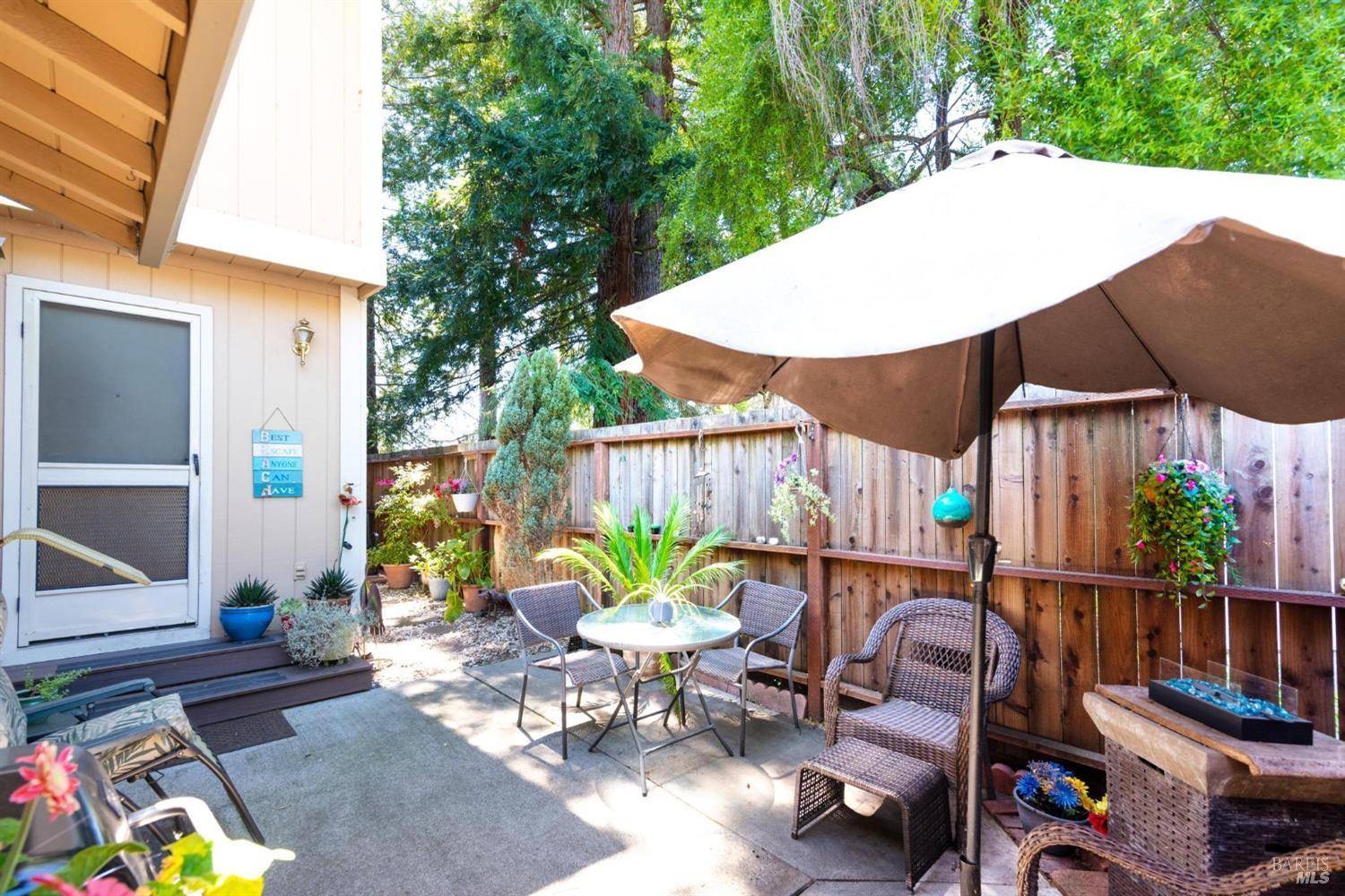 1444 Gold WAY, Rohnert Park, CA 94928