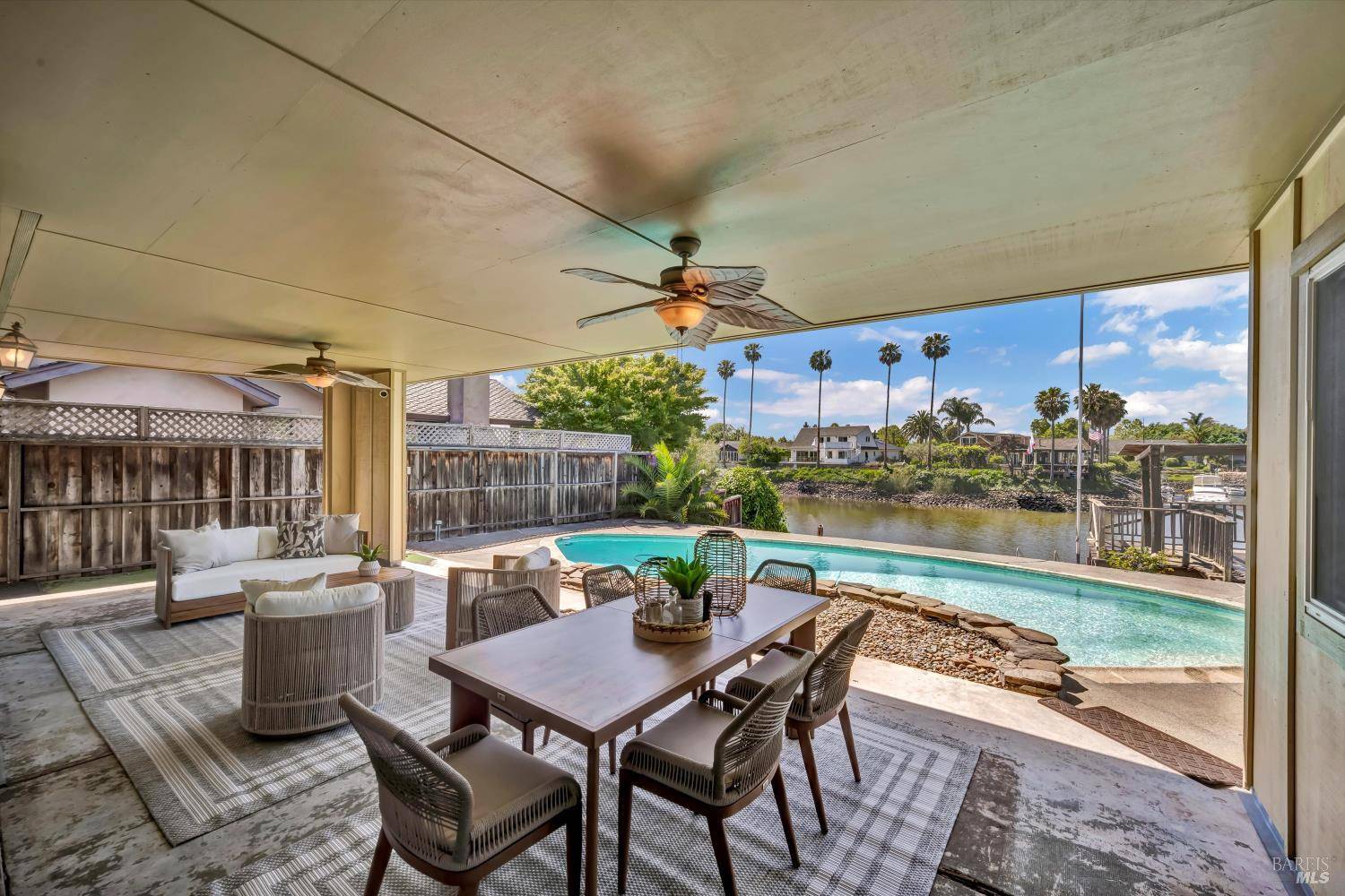 687 Cabot WAY, Napa, CA 94559