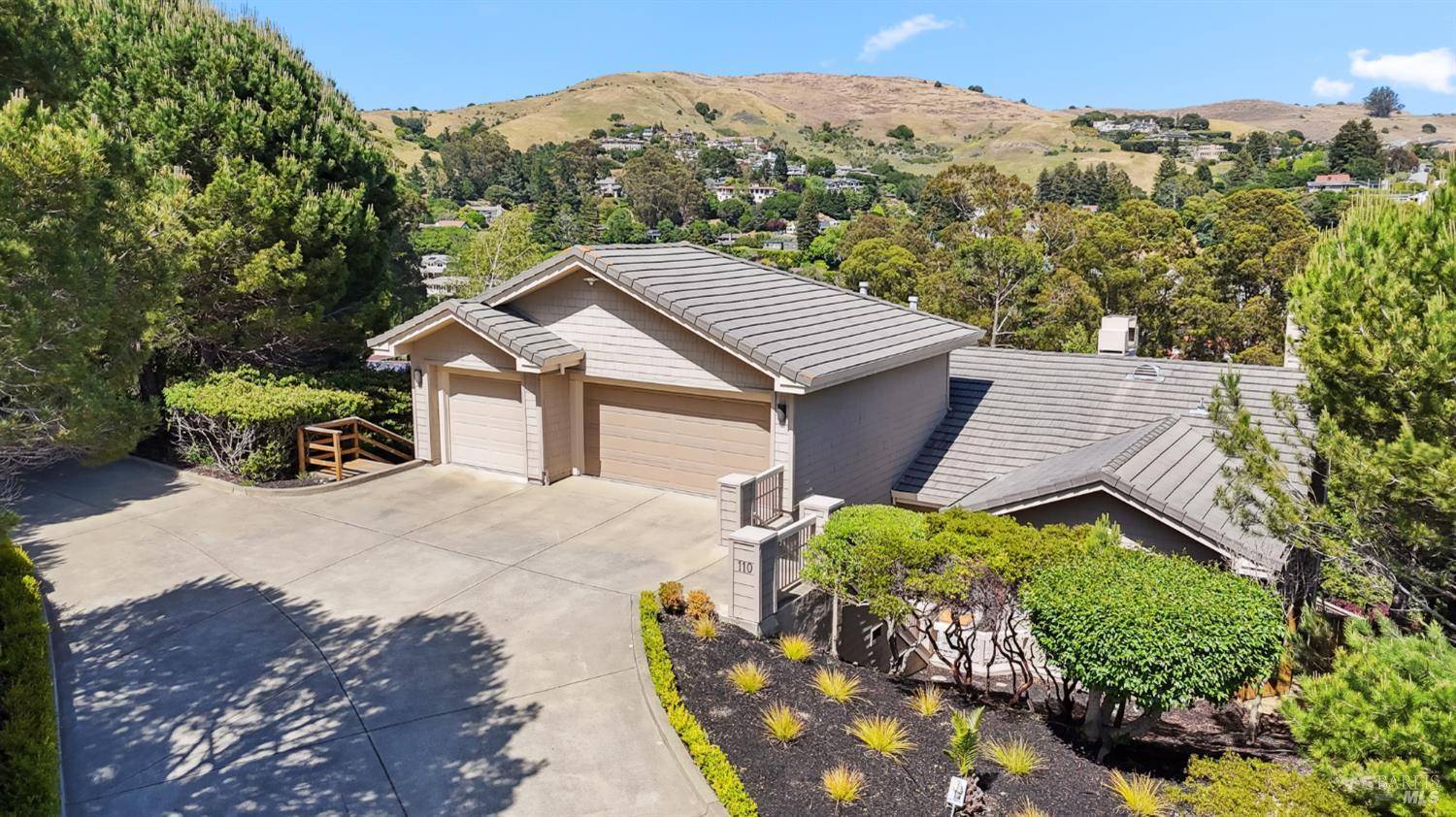 Tiburon, CA 94920,110 Monterey DR