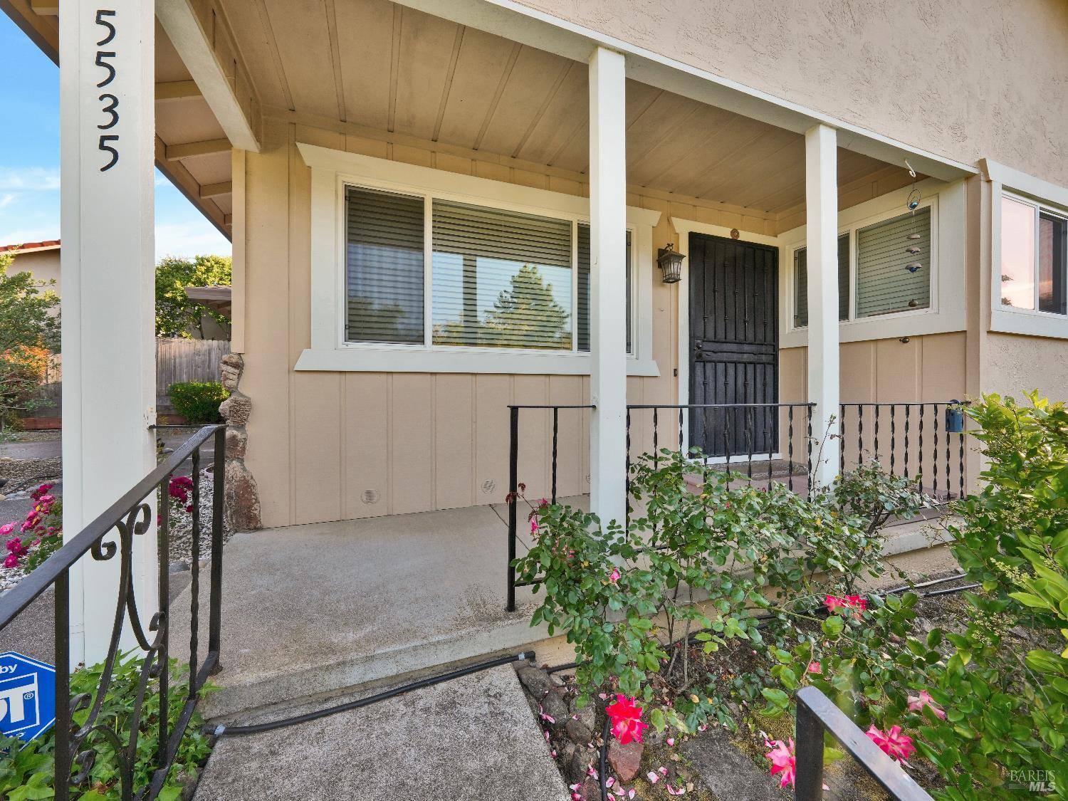Santa Rosa, CA 95409,5535 El Encanto CIR