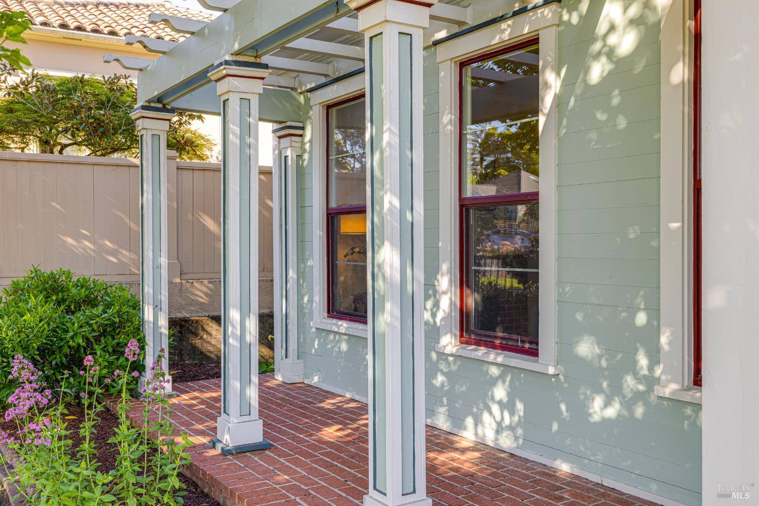 Petaluma, CA 94952,756 B ST