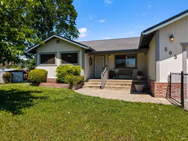 Clearlake Oaks, CA 95423,565 Bass LN