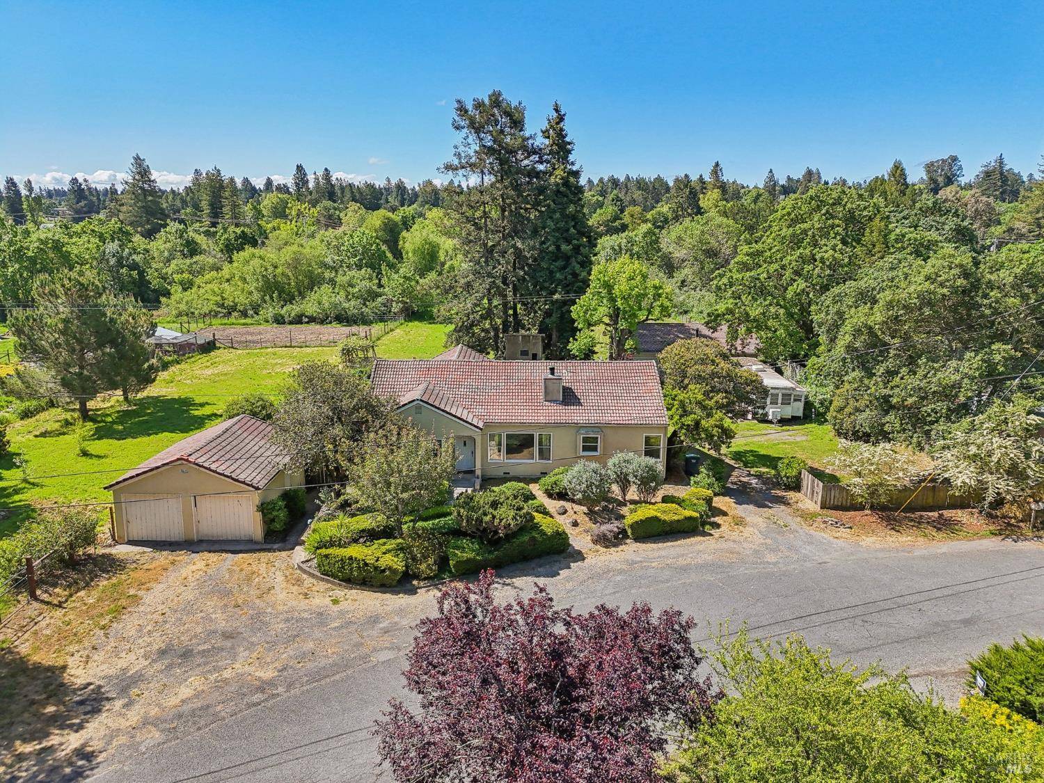 6755 Carol DR, Sebastopol, CA 95472
