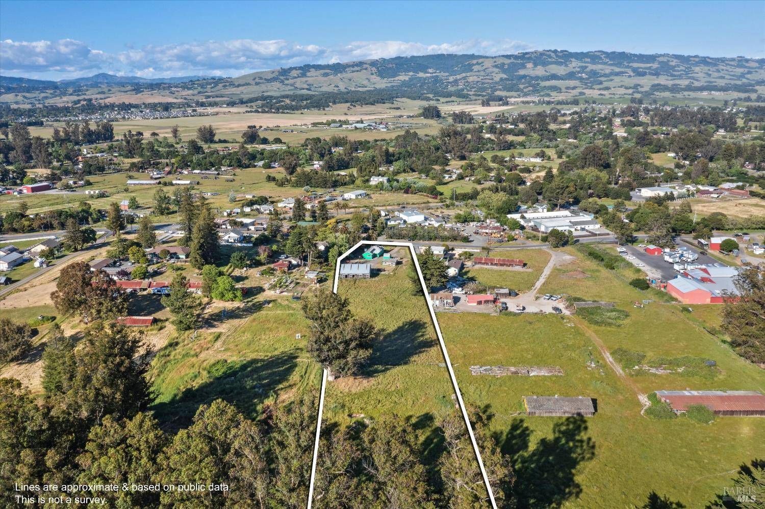 9881 Minnesota AVE, Penngrove, CA 94951