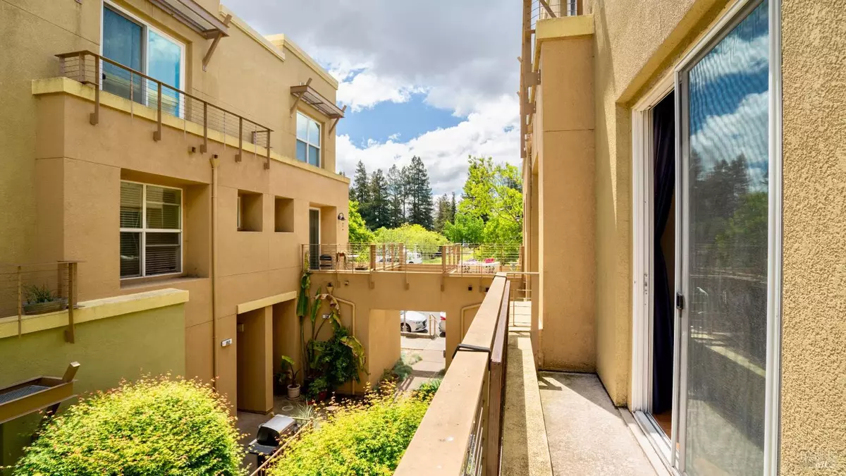 Rohnert Park, CA 94928,336 City Center DR