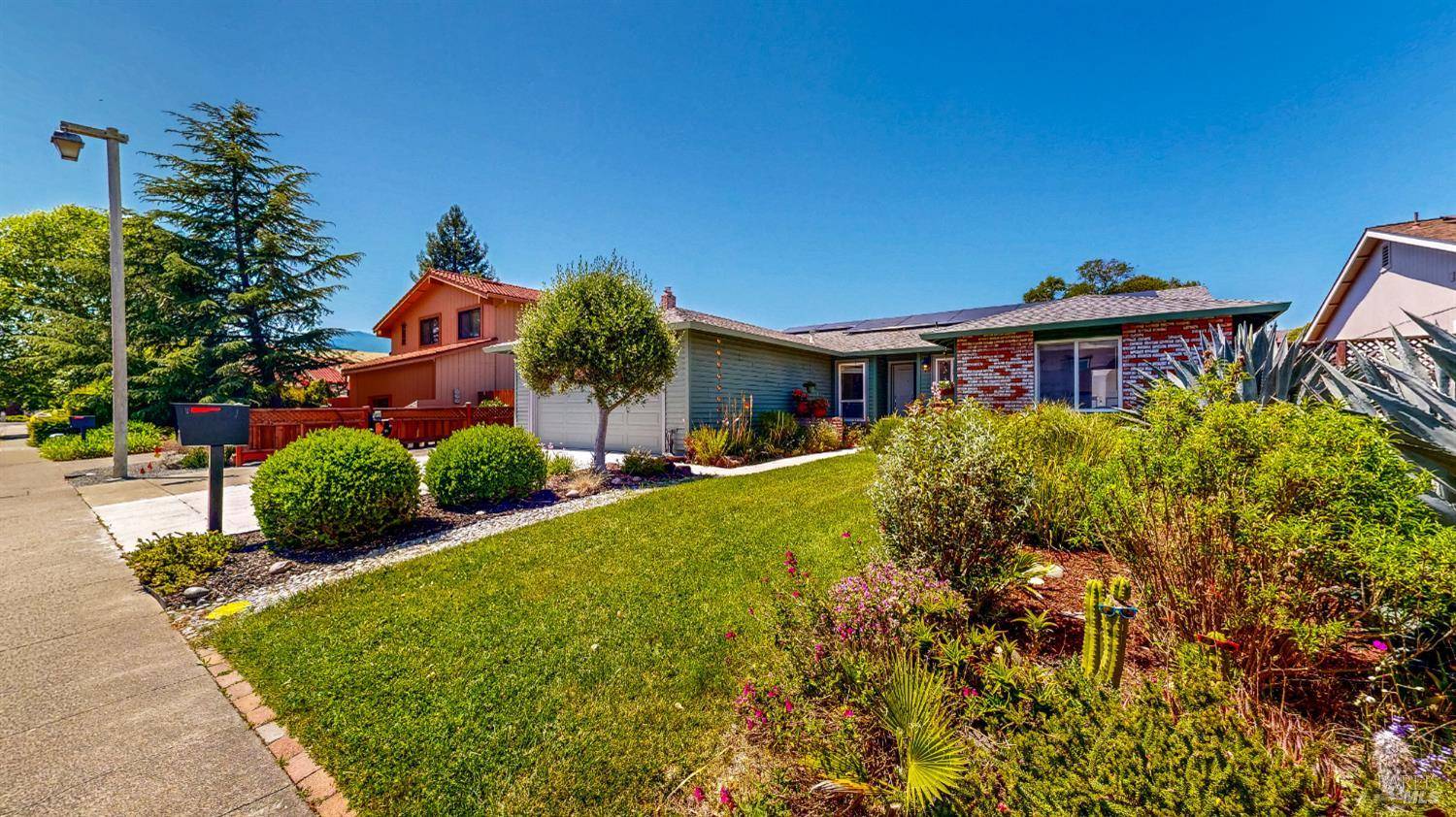 Rohnert Park, CA 94928,216 Fauna AVE