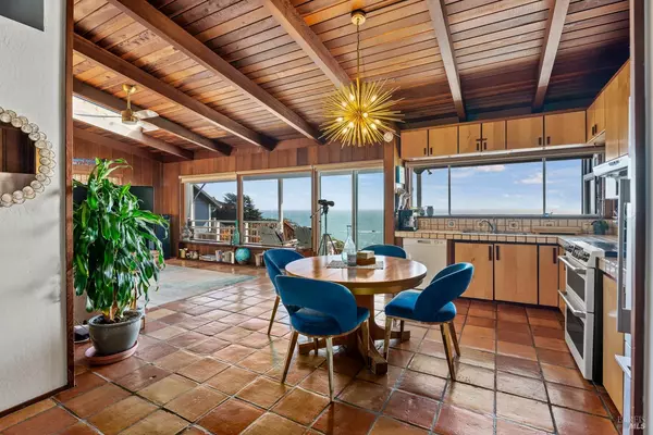 33500 S Highway 1, Gualala, CA 95445