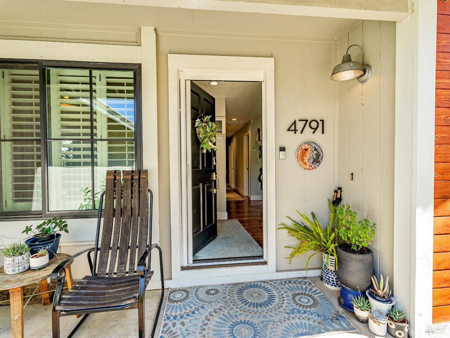 Santa Rosa, CA 95405,4791 Tarton DR