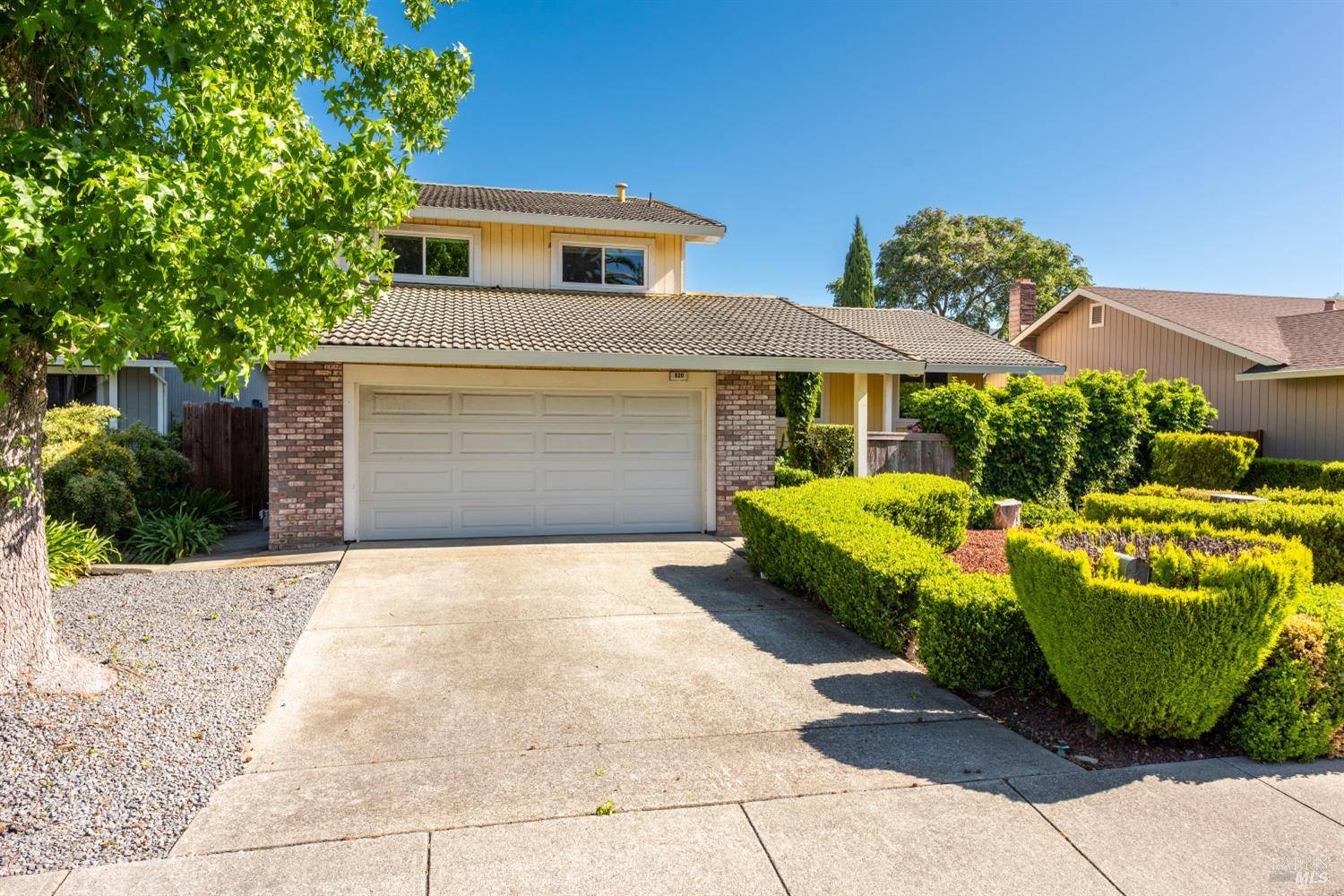 Rohnert Park, CA 94928,820 Holly AVE