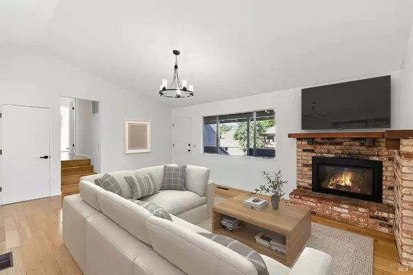 Sonoma, CA 95476,17641 Highland BLVD