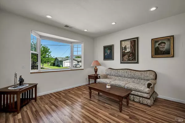 Hidden Valley Lake, CA 95467,17962 Bunker RD