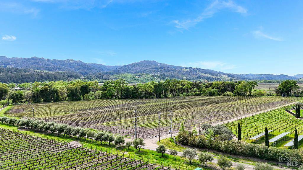 Calistoga, CA 94515,3867 Silverado TRL
