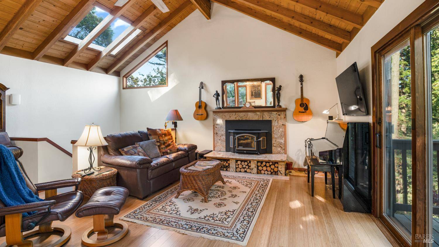 Woodacre, CA 94973,46 Fir AVE