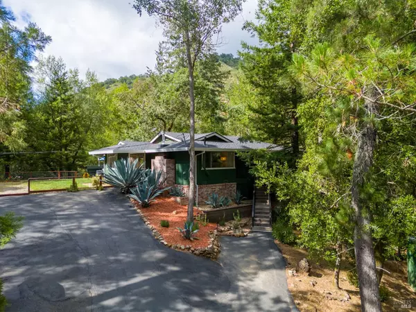 4512 Dry Creek RD, Napa, CA 94558