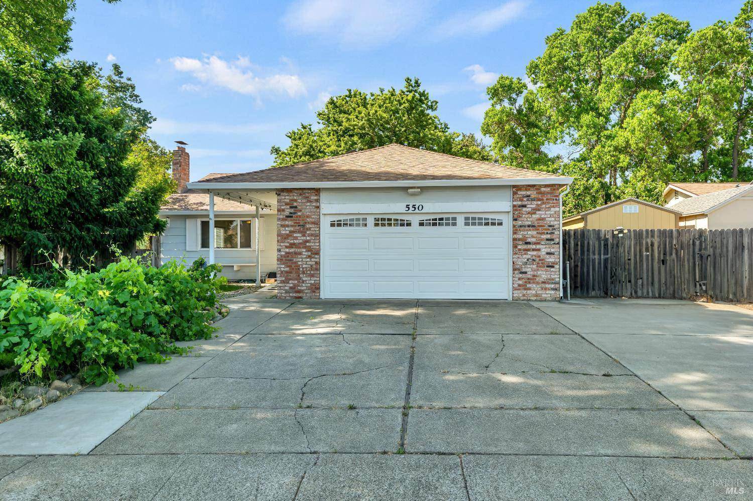 Dixon, CA 95620,550 Rossi DR
