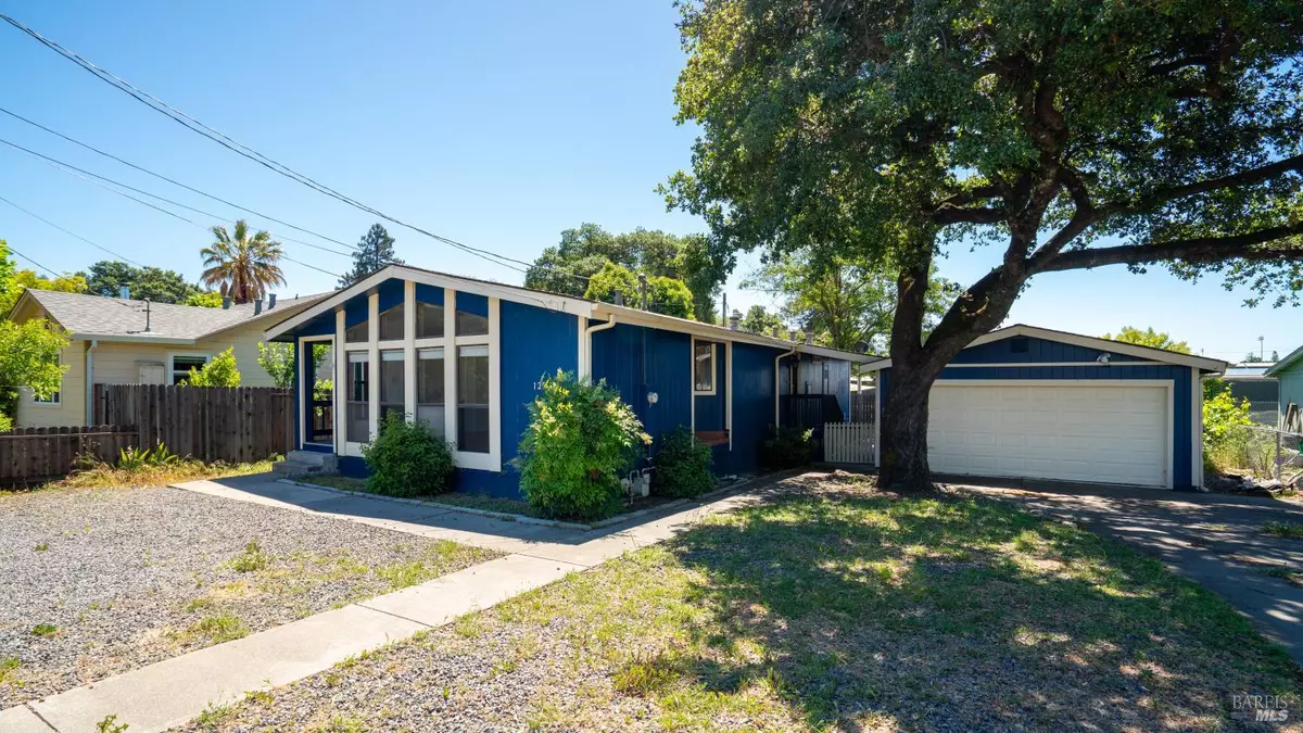 Cloverdale, CA 95425,125 Champlain AVE