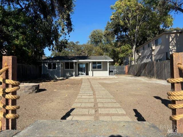 Clearlake, CA 95422,14135 Lakeshore DR