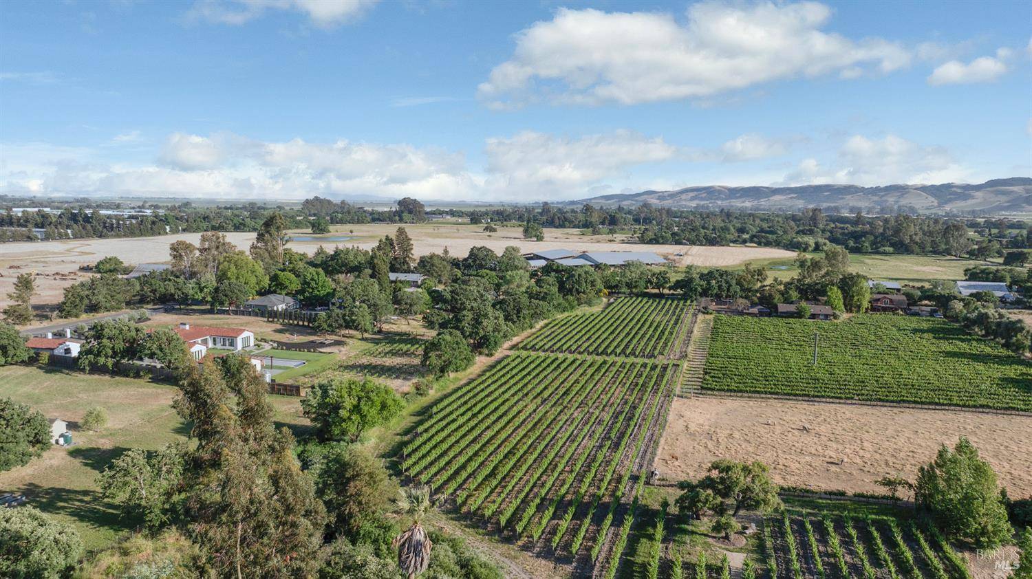 Sonoma, CA 95476,570 E Watmaugh RD