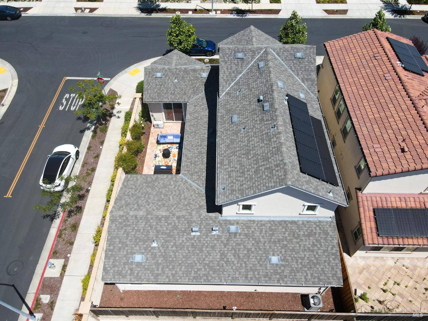 Rohnert Park, CA 94928,5735 Knight RD
