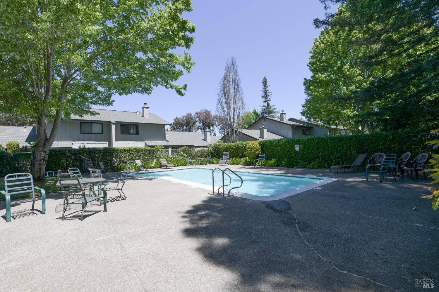 Napa, CA 94558,433 Freeway DR