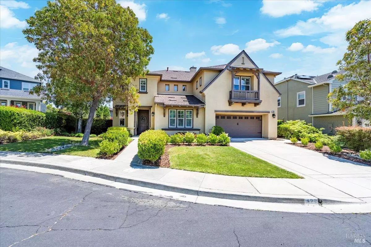 Benicia, CA 94510,428 Lloyd CT