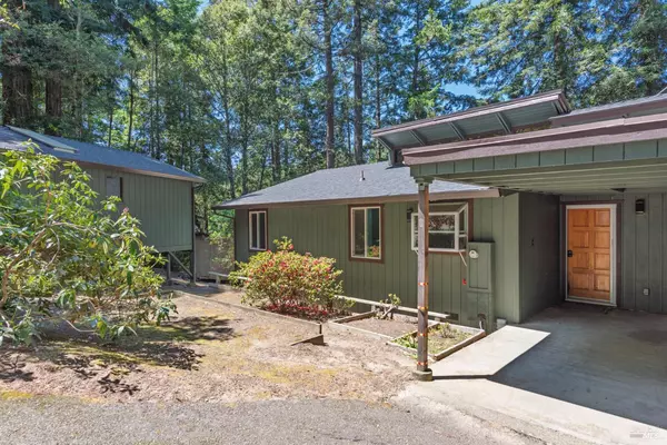 Gualala, CA 95445,45270 Ocean View LN