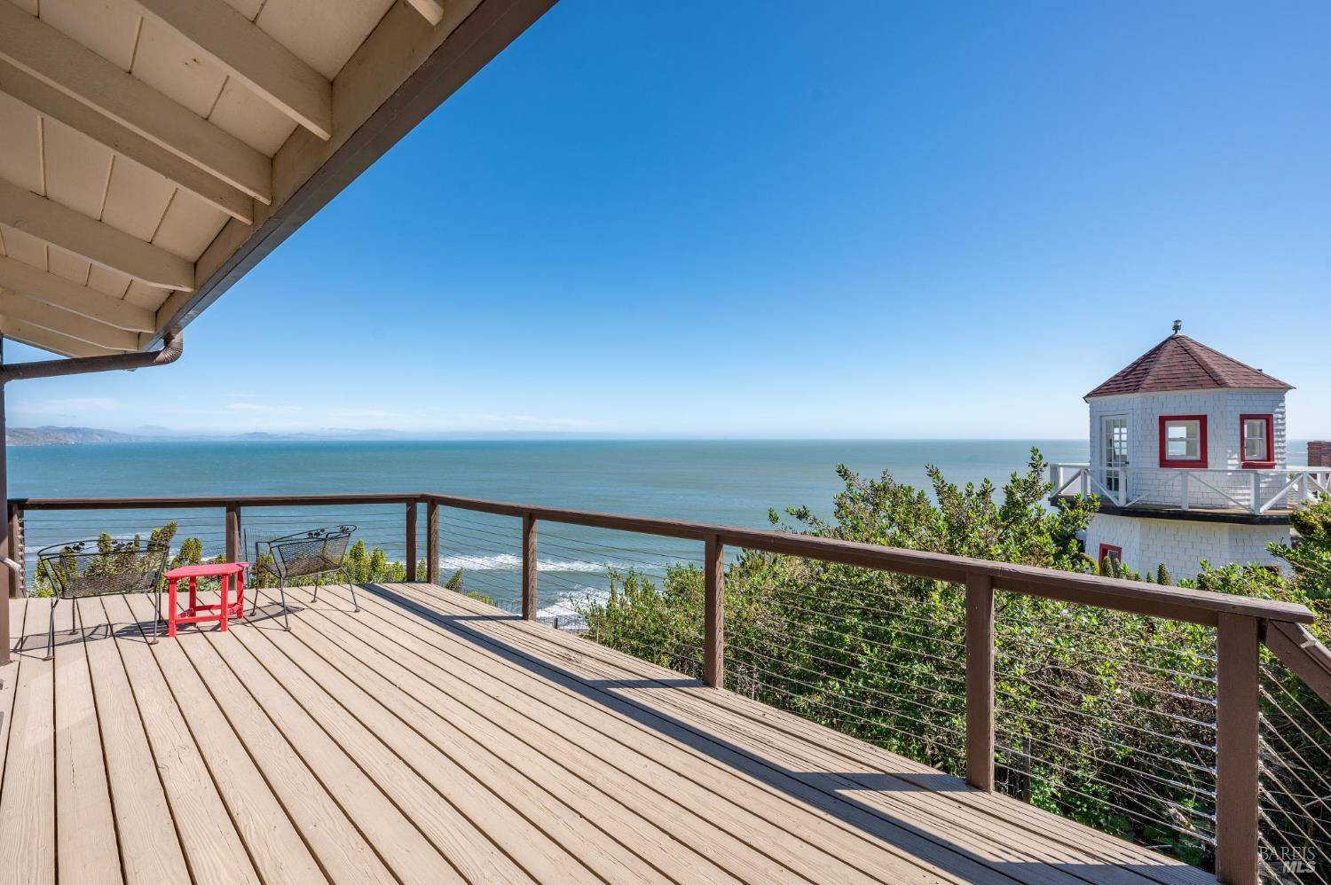 Bolinas, CA 94924,71 Crescente AVE