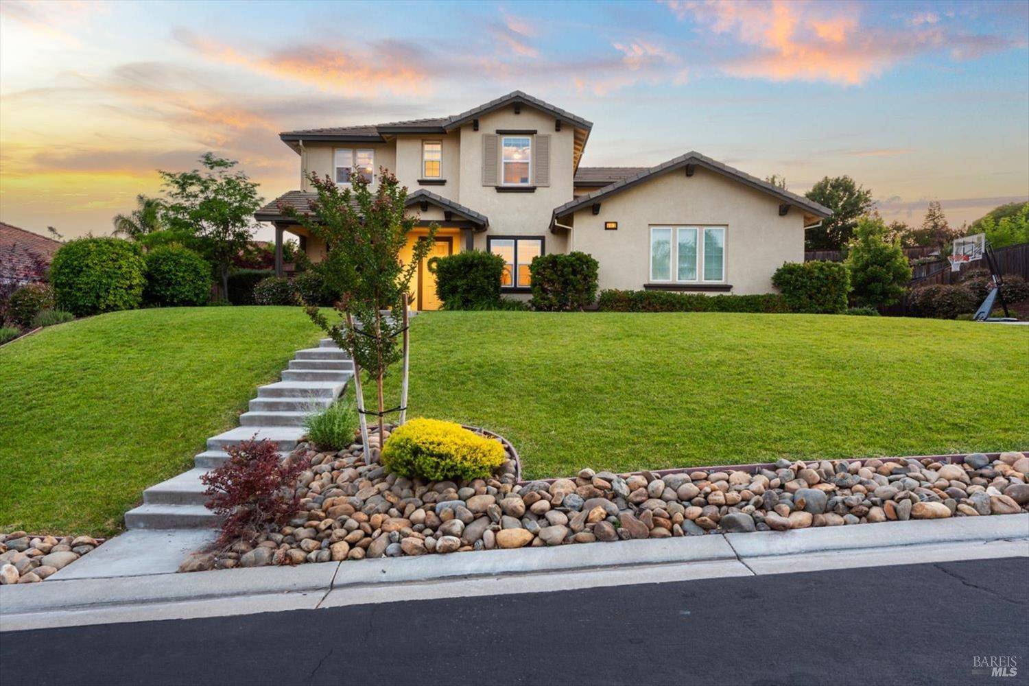 Vacaville, CA 95688,4012 Jade Crest Hill WAY