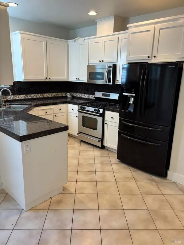 San Rafael, CA 94903,5 Sequoia RD