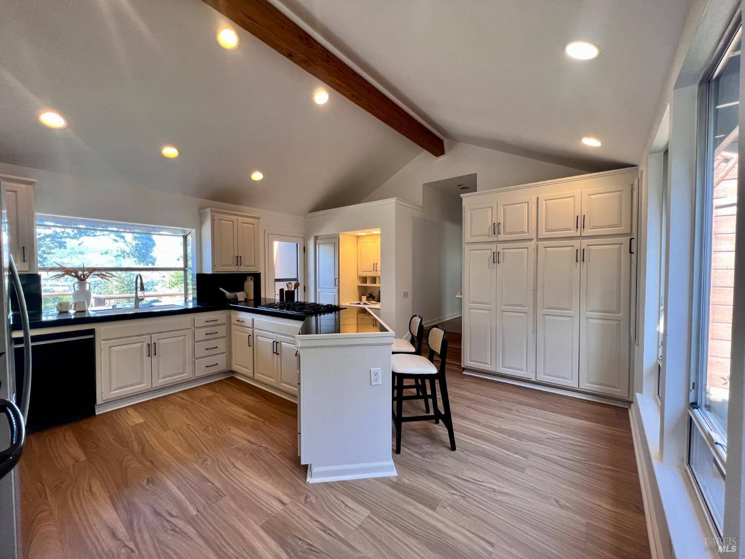 Santa Rosa, CA 95404,4383 Parker Hill RD