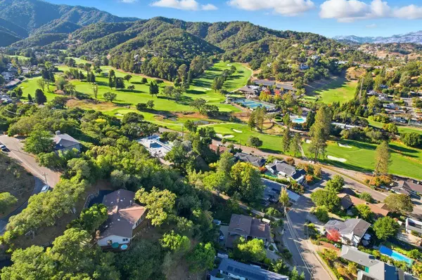 16 Burning Tree DR, Novato, CA 94949