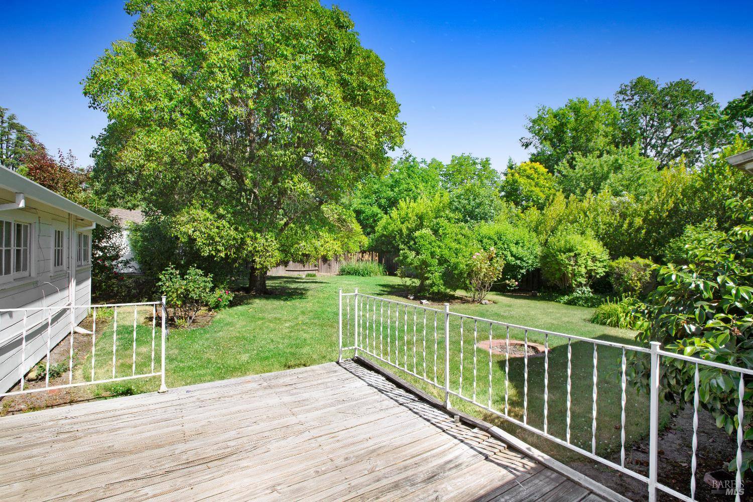 Sonoma, CA 95476,620 2nd ST E