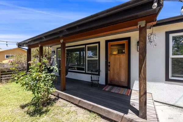 2770 Victoria DR, Santa Rosa, CA 95407