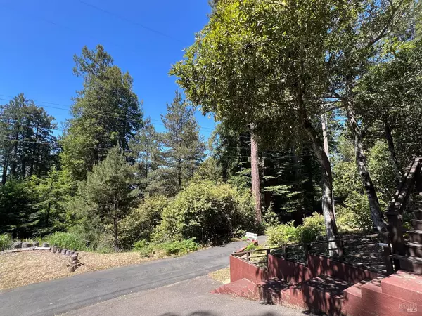 Gualala, CA 95445,35551 Ocean View ST