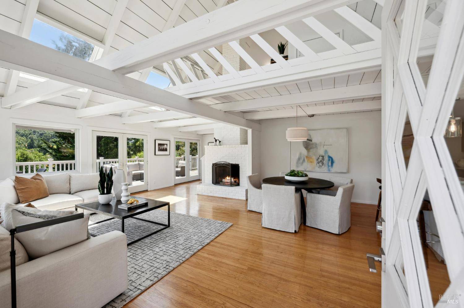 Mill Valley, CA 94941,523 W Fairview AVE