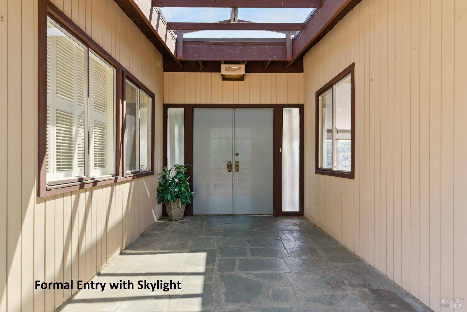 San Anselmo, CA 94960,175 Ridge RD