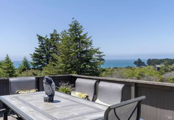 38228 Green Vale Close, The Sea Ranch, CA 95497