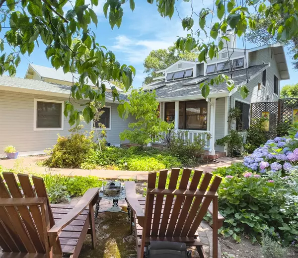 Glen Ellen, CA 95442,4215 Wake Robin DR