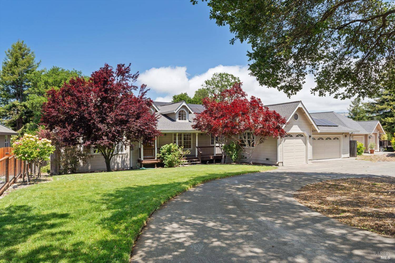 442 Ronsheimer RD, Penngrove, CA 94951