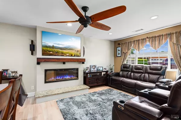 2172 Kathleen DR, Napa, CA 94558