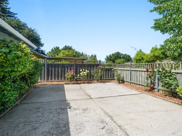 Sonoma, CA 95476,145 Temelec CIR