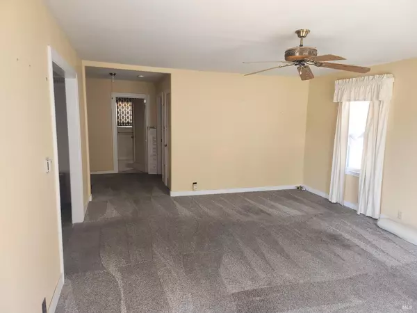 Santa Rosa, CA 95407,825 Burbank AVE