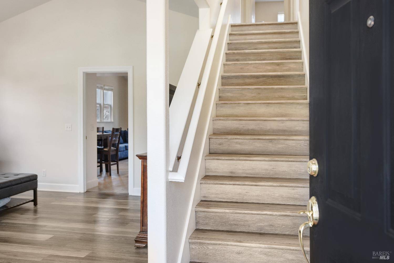 Windsor, CA 95492,888 Starr CIR
