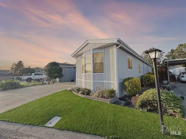 1566 Crown RD, Petaluma, CA 94954